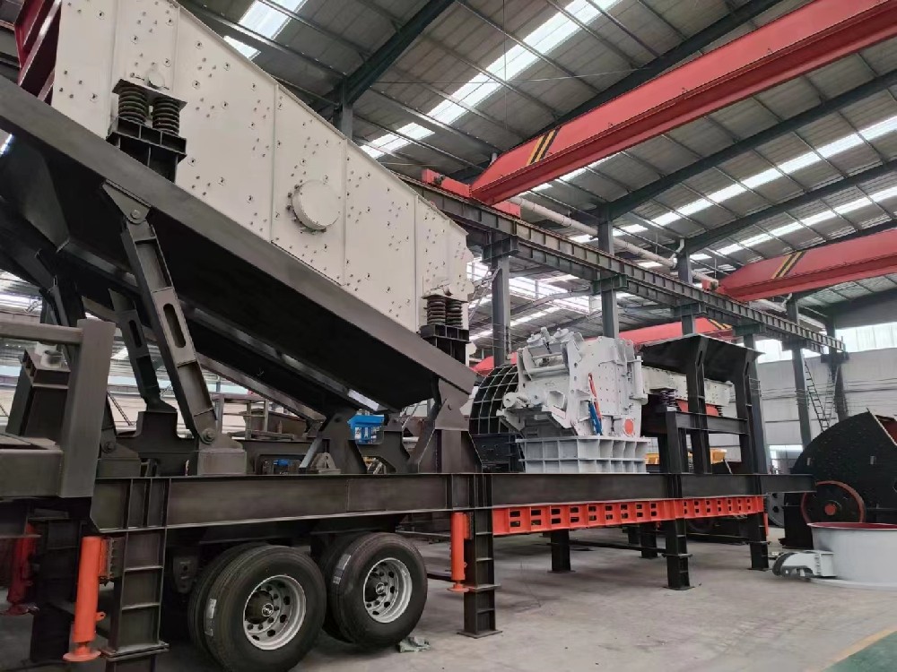 建筑垃圾移动破碎站